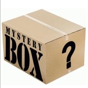 Monroe & Main 3-Piece Outlet Sourced Mystery Box Top Bottom Dress